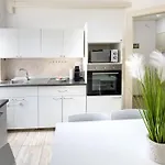 Free Parking & Netflix - Comfort Gambini * Trieste